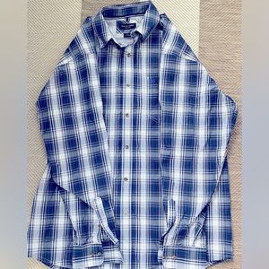 NWOT Men’s Ariat Button Down Shirt